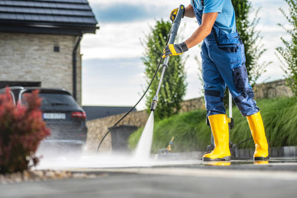 Best Animal Enclosure Cleaning  in Gillette, NJ